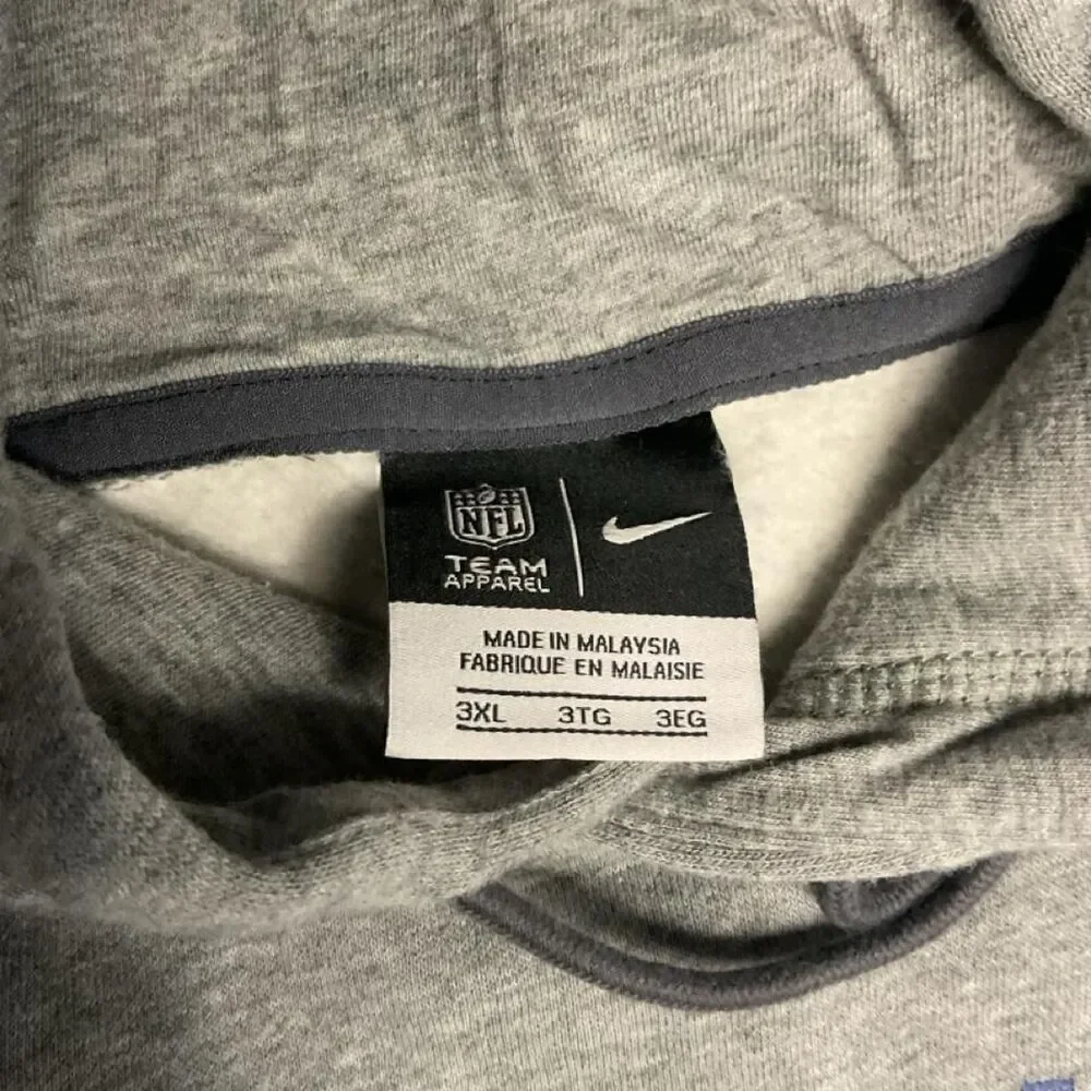 Nike Men's Grey Hoodie